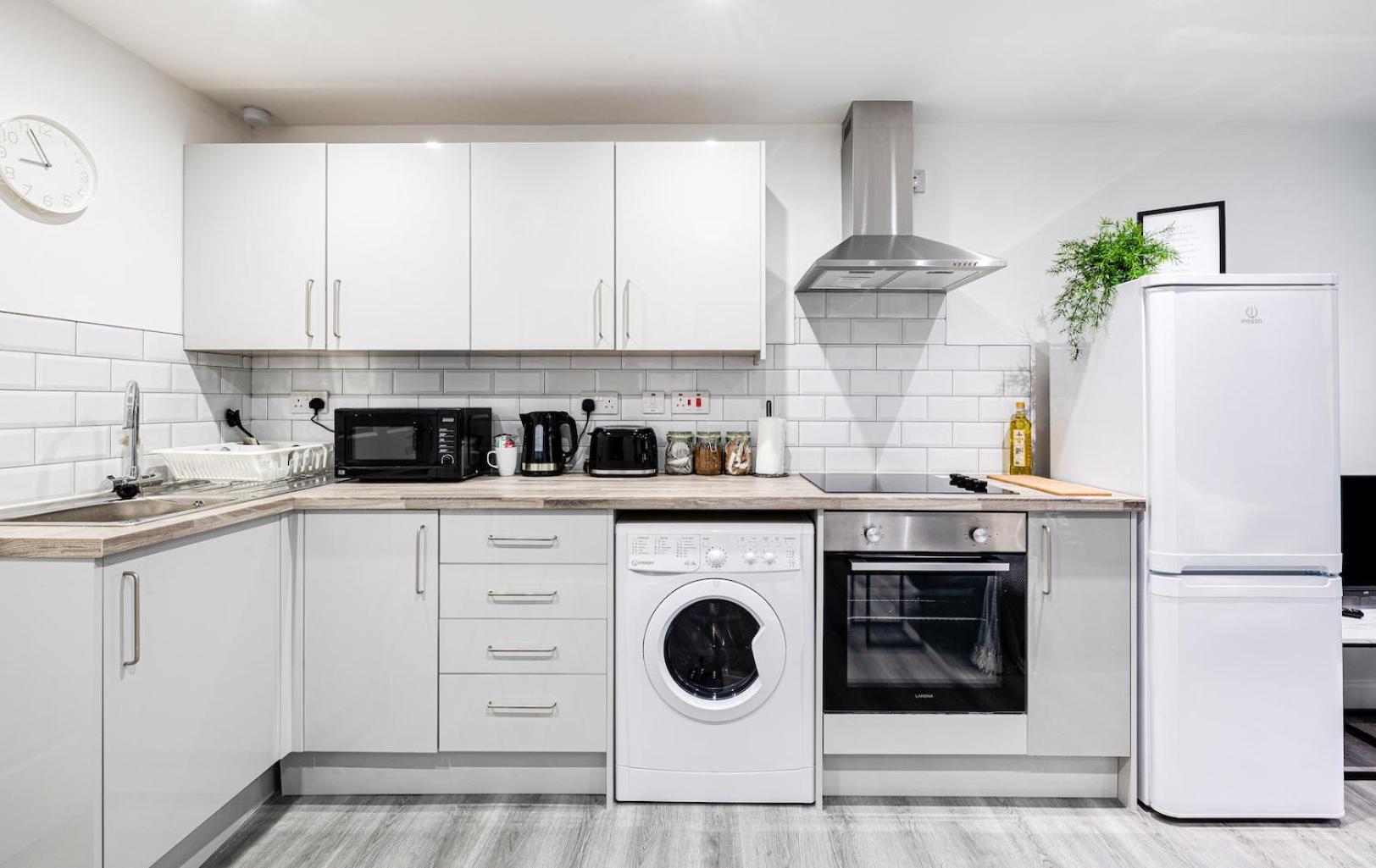 Top Floor Apartment With Private Balcony In Stockport Centre By Hass Haus Bagian luar foto
